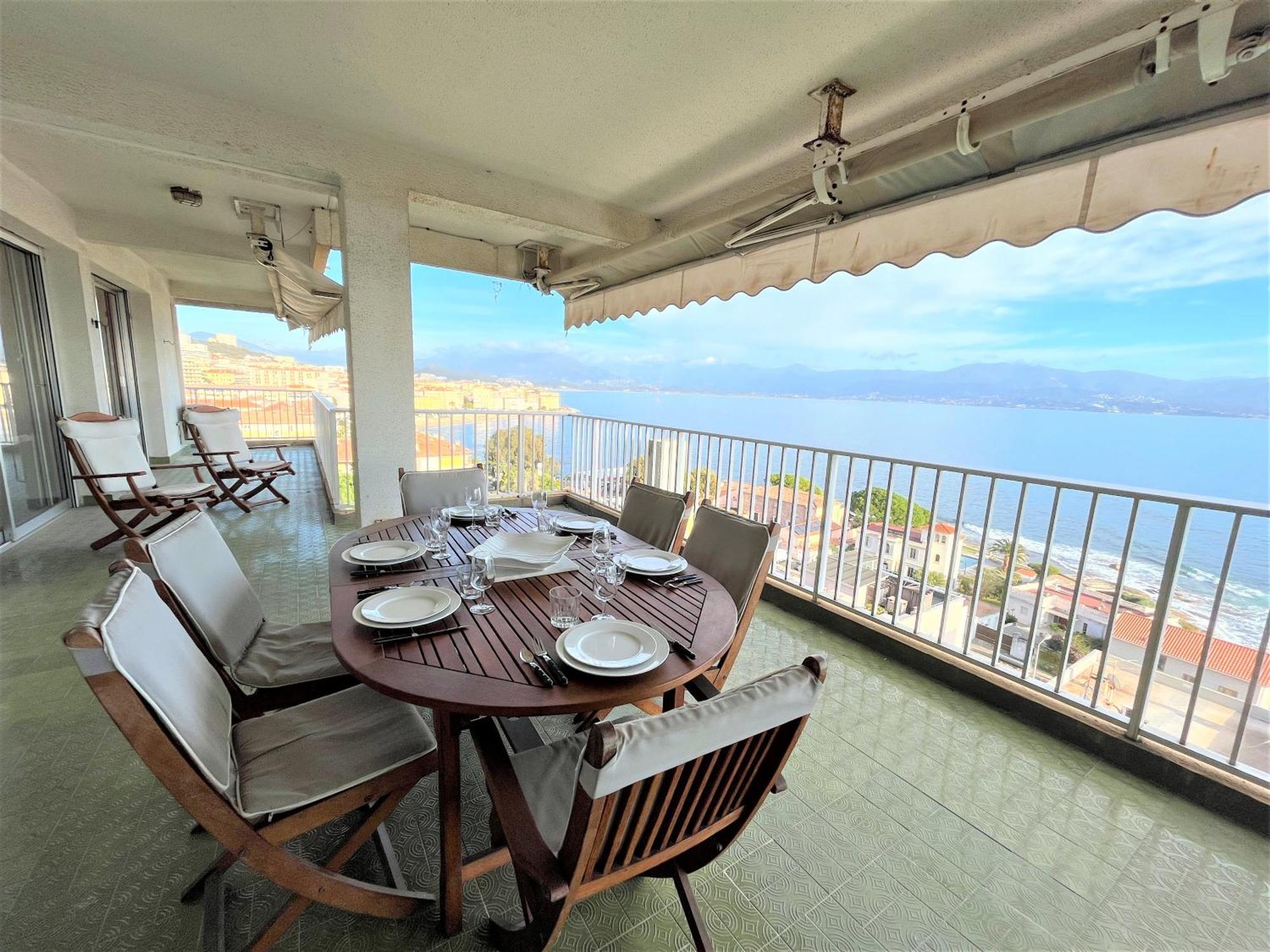 Appartement Vue Mer Carmino Ajaccio Ajaccio  Exterior photo