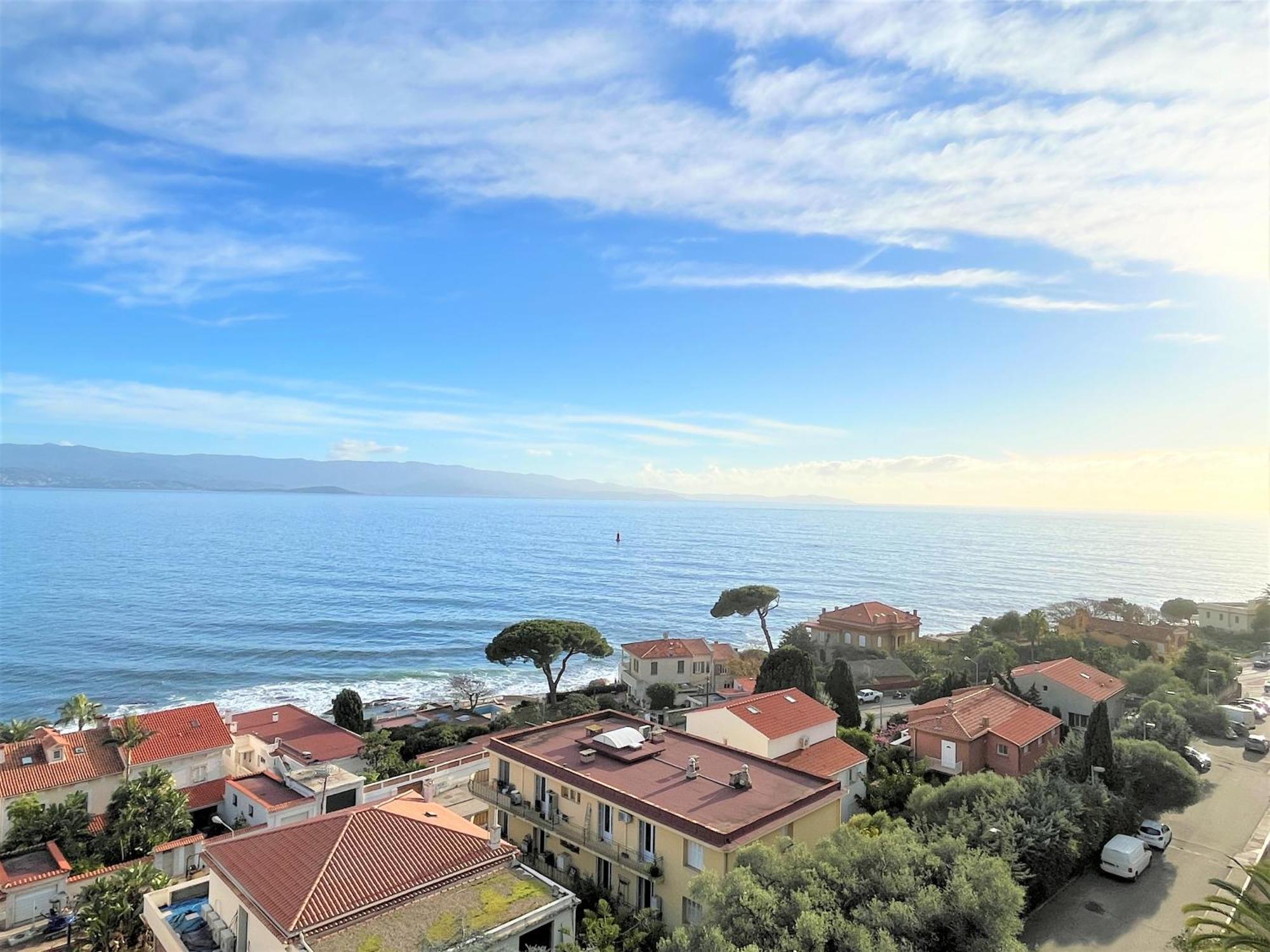 Appartement Vue Mer Carmino Ajaccio Ajaccio  Exterior photo